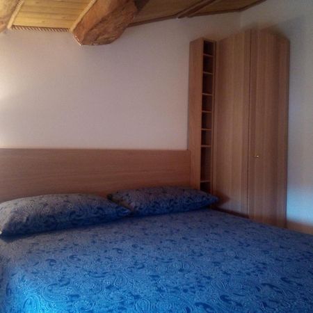 Da Andrea E Raffaella Guest House Sant'Anna d'Alfaedo ภายนอก รูปภาพ