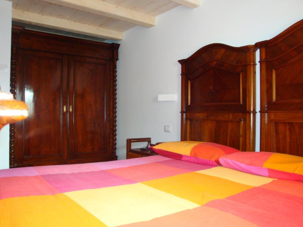 Da Andrea E Raffaella Guest House Sant'Anna d'Alfaedo ภายนอก รูปภาพ